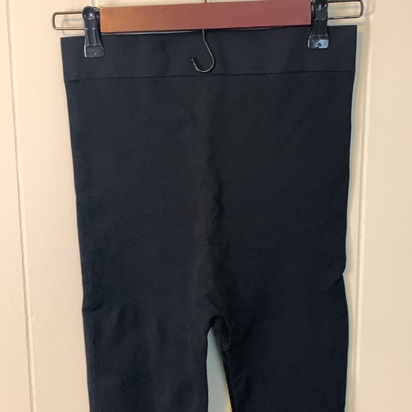 BLANQI Black Highwaist Everyday Leggings Size Small - Picture 4 of 7